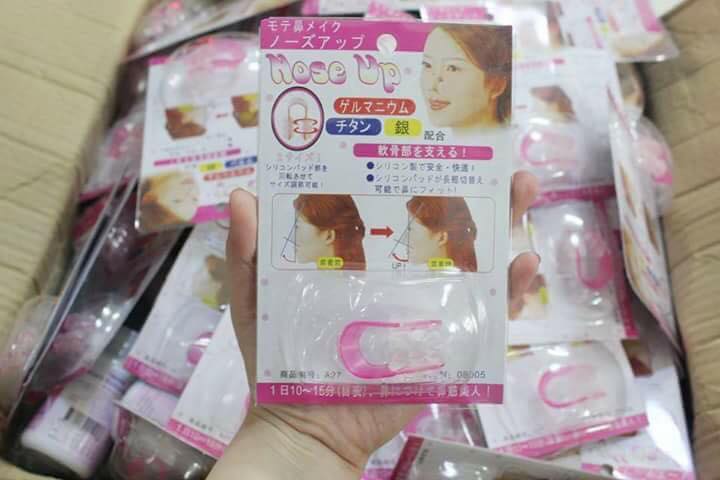 Hiểm họa từ những chiếc kẹp 'nâng' mũi ảnh 1